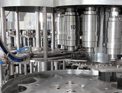 Carbonated beverage filling machine